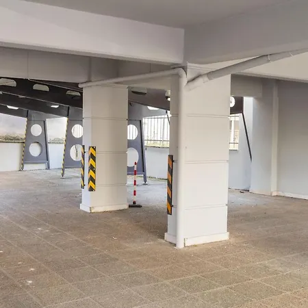 The Whole Packet A5 Center With Parking Apartment